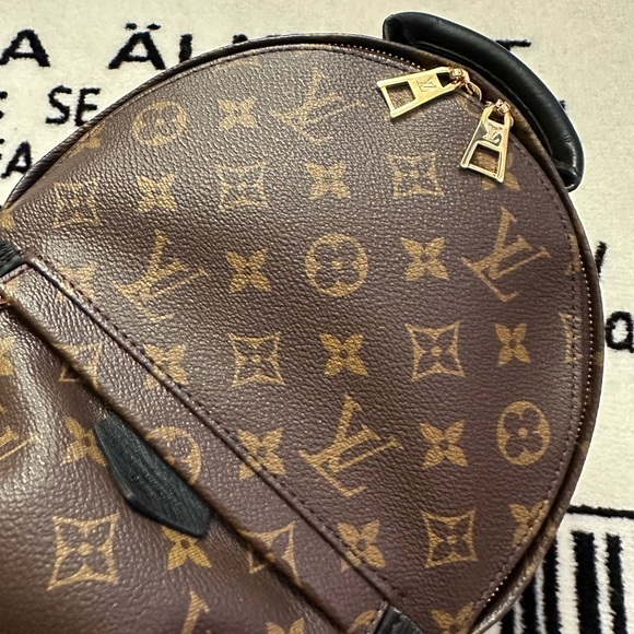 β SOLD! Authentic Louis Vuitton Palm Springs PM in monogram canvas - Picture 12 of 12
